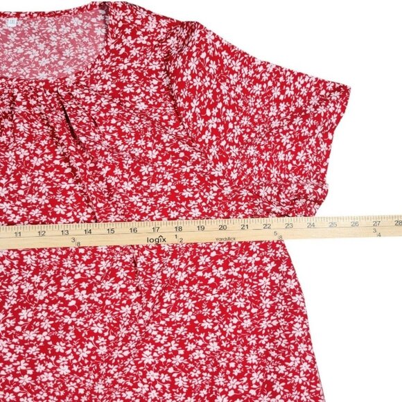 Womens Vibrant Red Floral Print Blouse Plus 1X 2X Short Sleeve Gathered Neckline - Picture 10 of 11